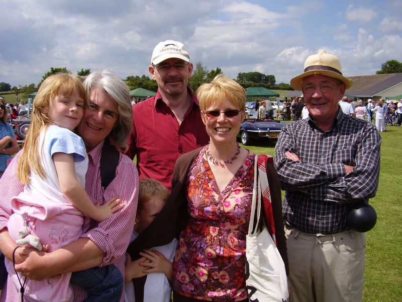 3 Helen John and Family.JPG